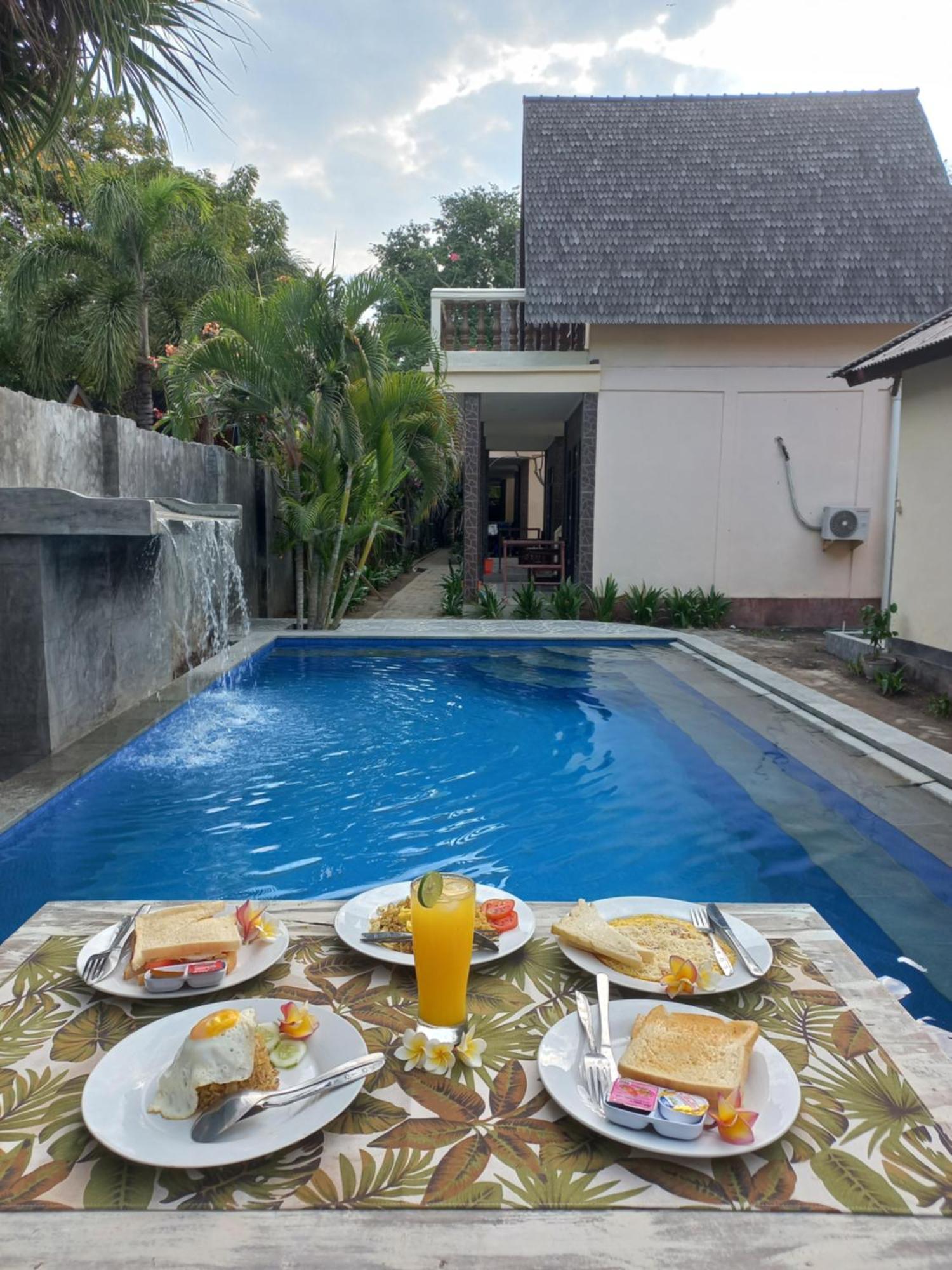 Ferienwohnung Kusuka Bungalow Gili Trawangan Exterior foto