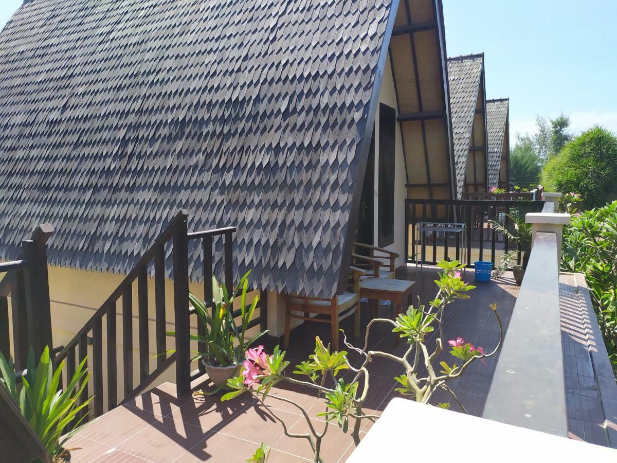 Kusuka Bungalow Gili Trawangan Exterior foto