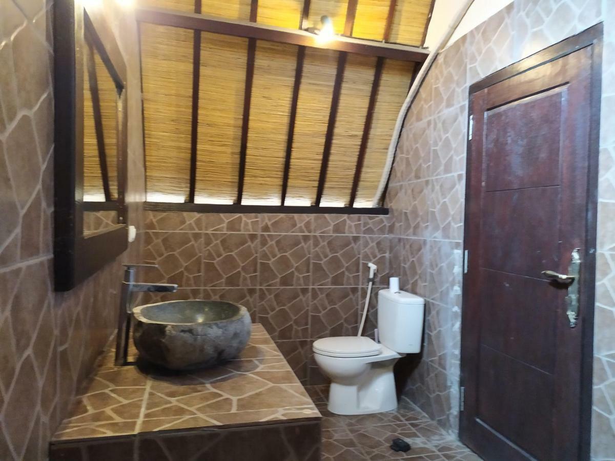 Kusuka Bungalow Gili Trawangan Exterior foto