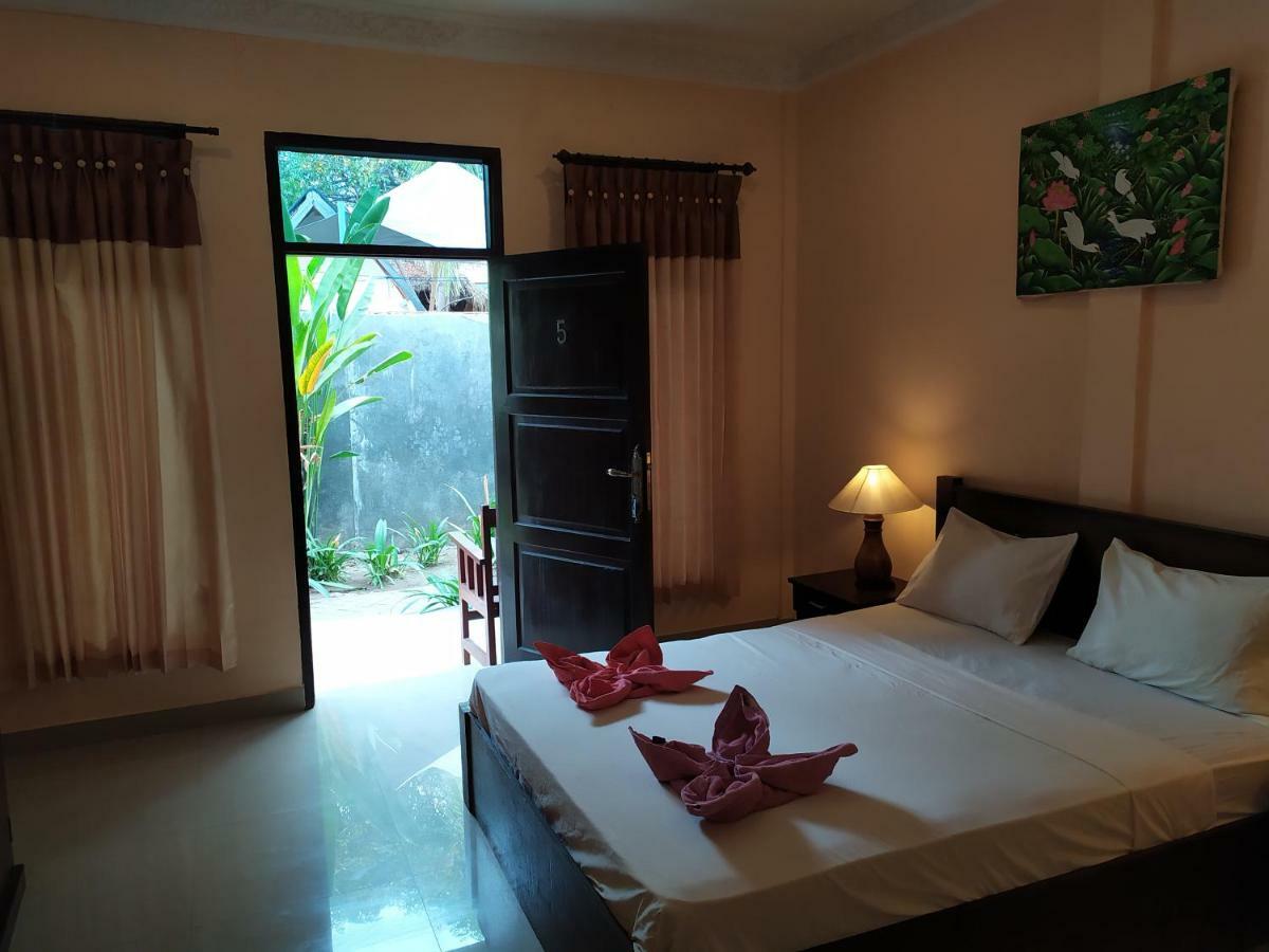 Kusuka Bungalow Gili Trawangan Exterior foto
